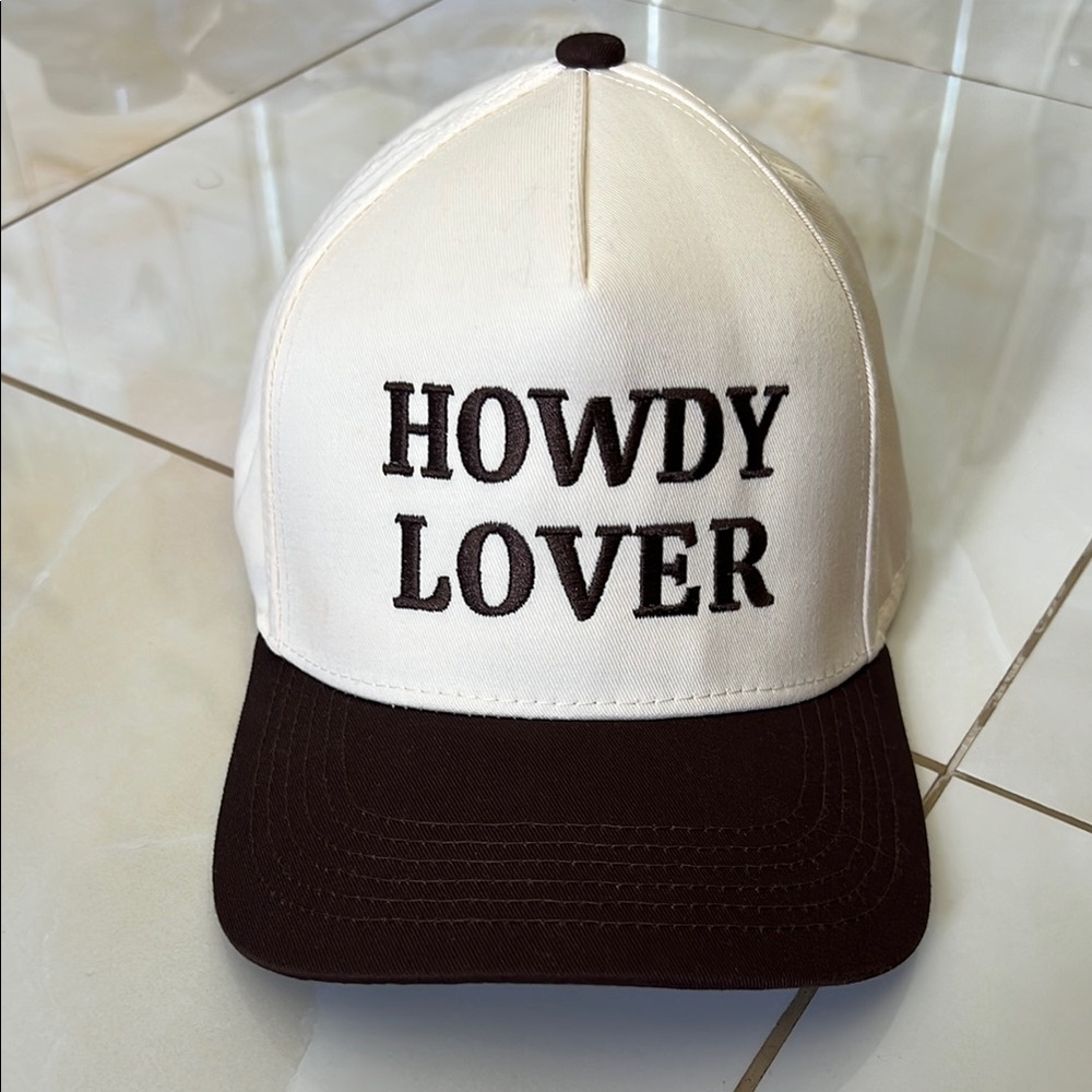 Cream and Brown 'Howdy Lover' Cap